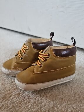 Revo Tan and Brown High-Top Baby Walker Shoes with Yellow-Red Laces